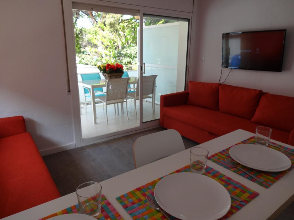 Castelldefels Playa Apartment Exterior photo