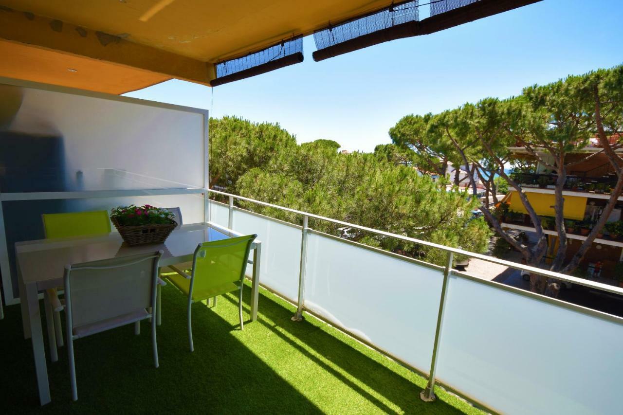 Castelldefels Playa Apartment Exterior photo